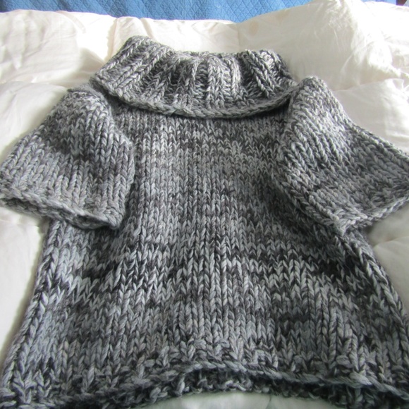 Grey Land's End Hand Knit sweater, size M - Picture 6 of 6